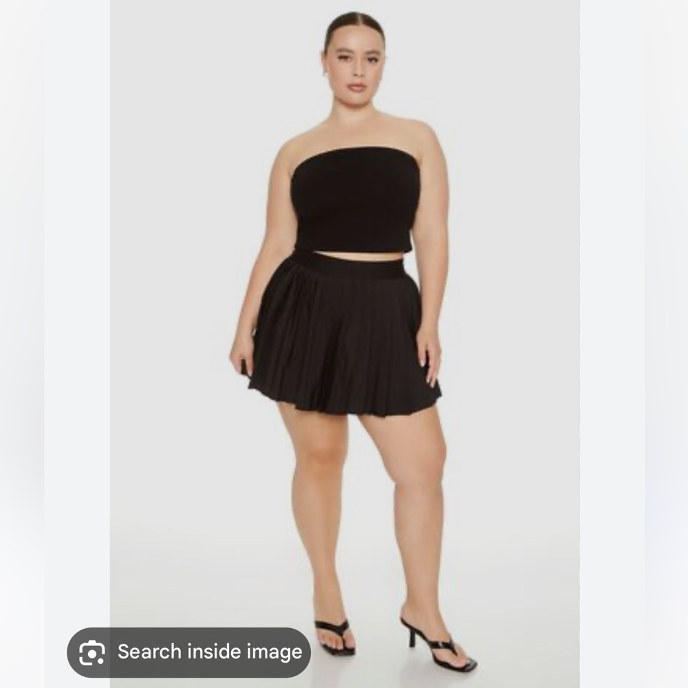 Torrid Forever 21 plus size black skort skirt